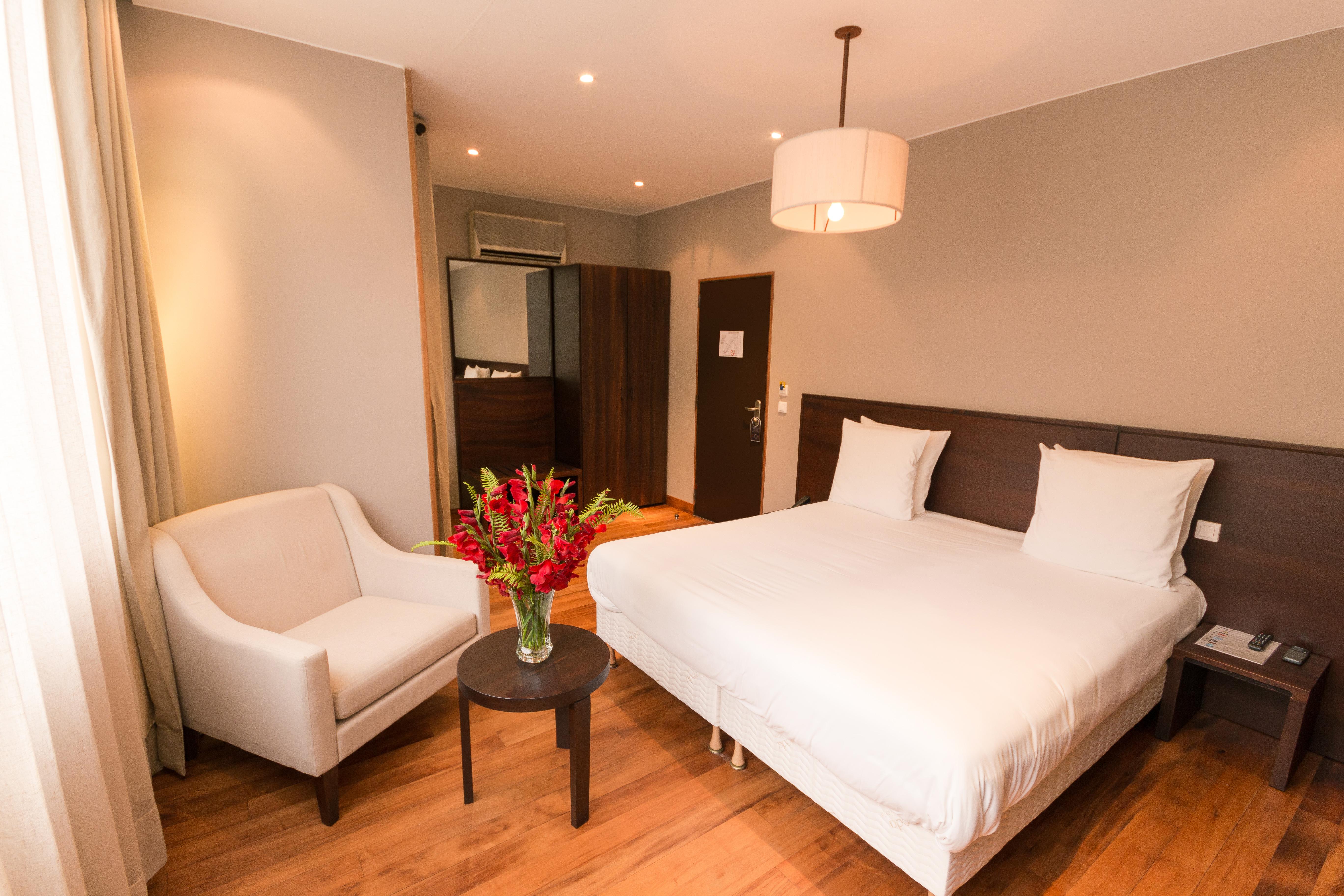 אנטננריבו Le Louvre Hotel & Spa מראה חיצוני תמונה