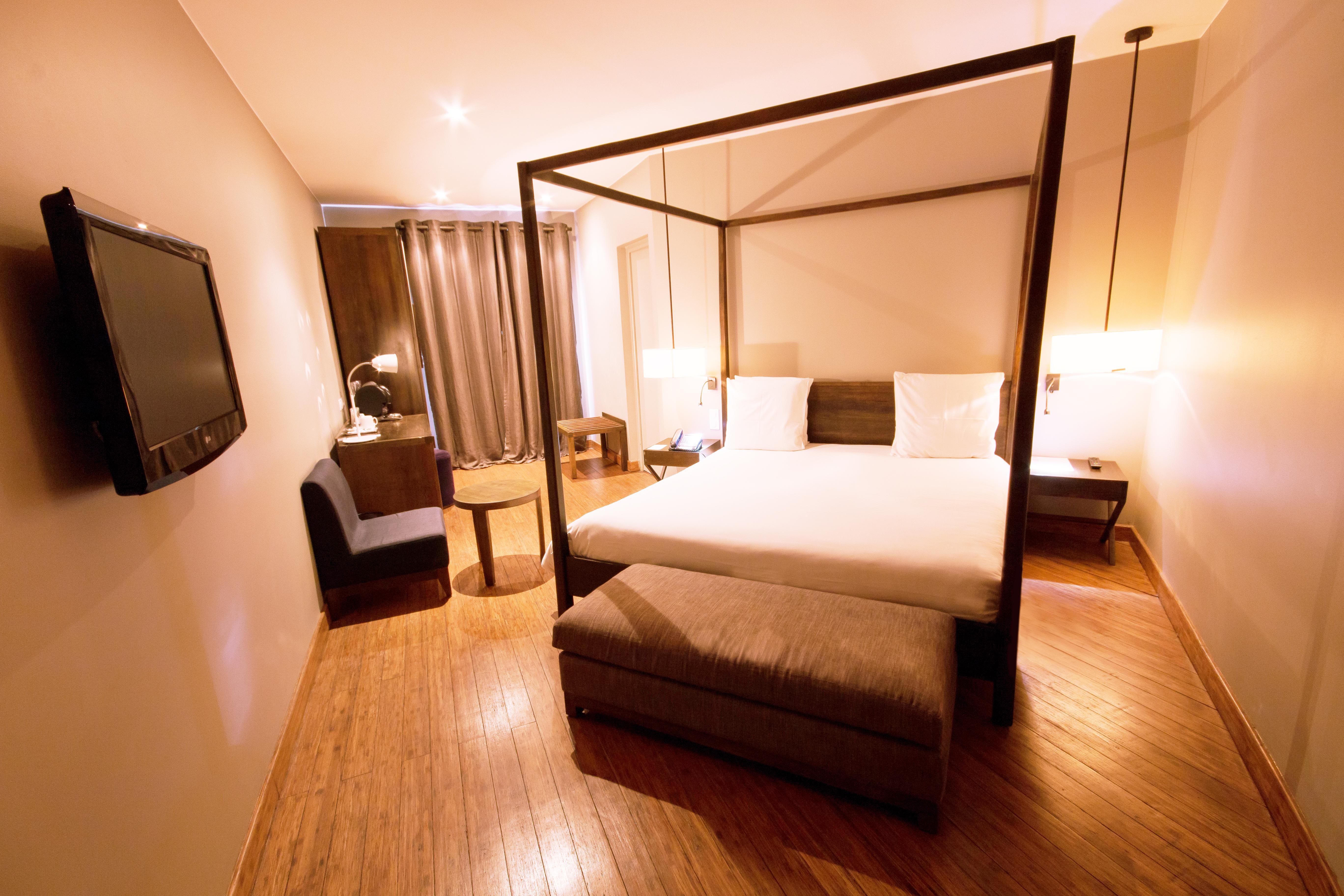 אנטננריבו Le Louvre Hotel & Spa מראה חיצוני תמונה