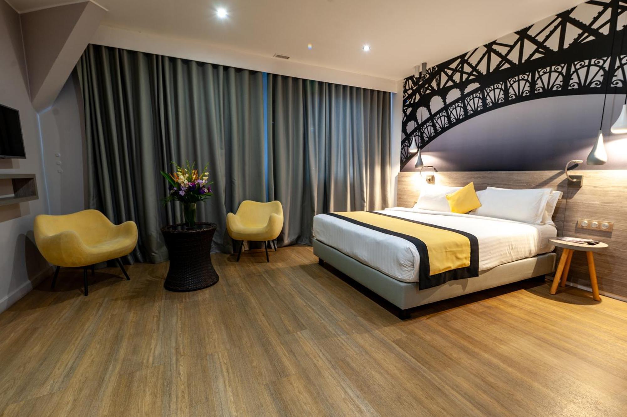 אנטננריבו Le Louvre Hotel & Spa מראה חיצוני תמונה